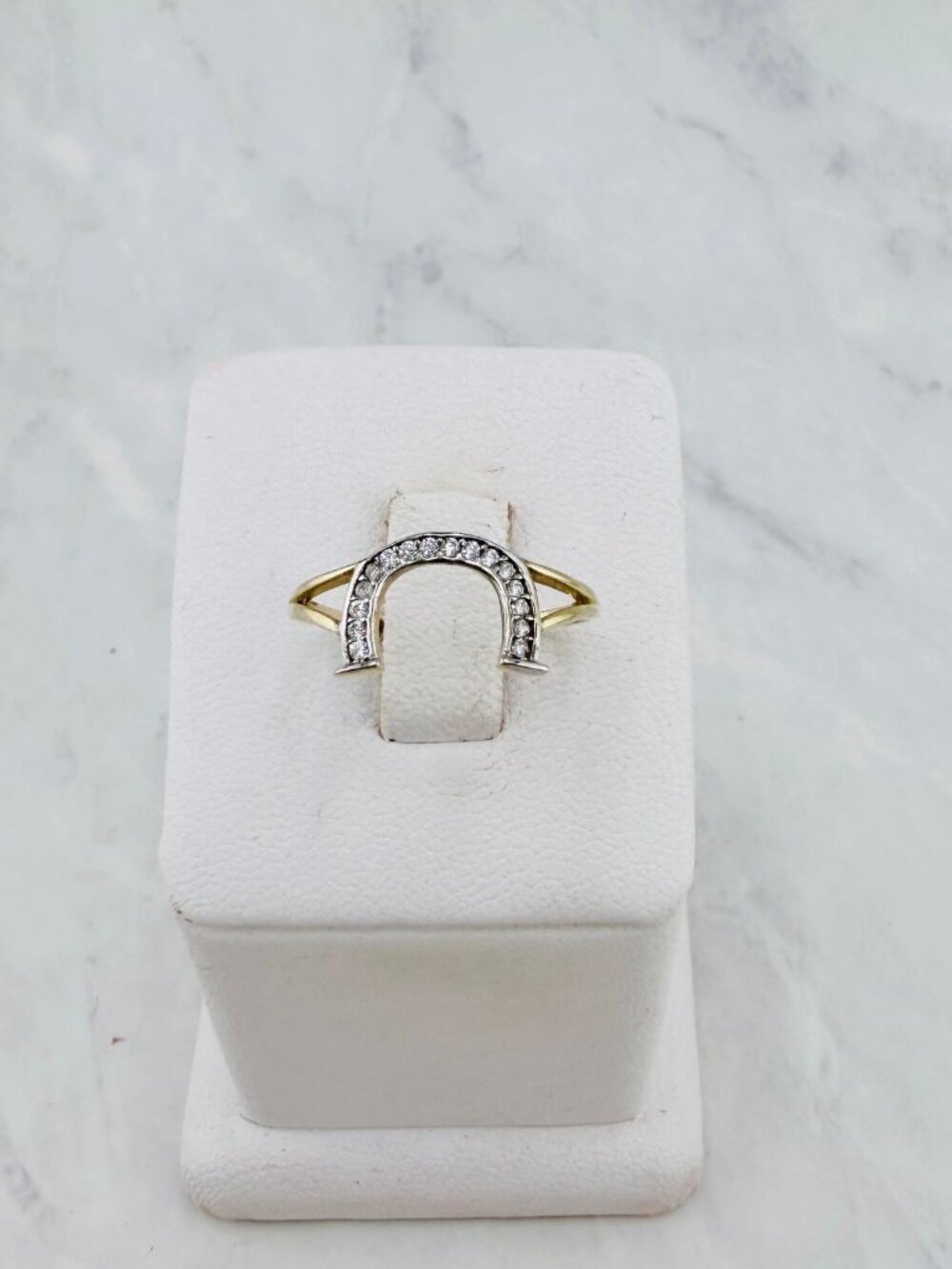 10K Gold Horseshoe Ring – Symbol of Luck  - Anillo herradura